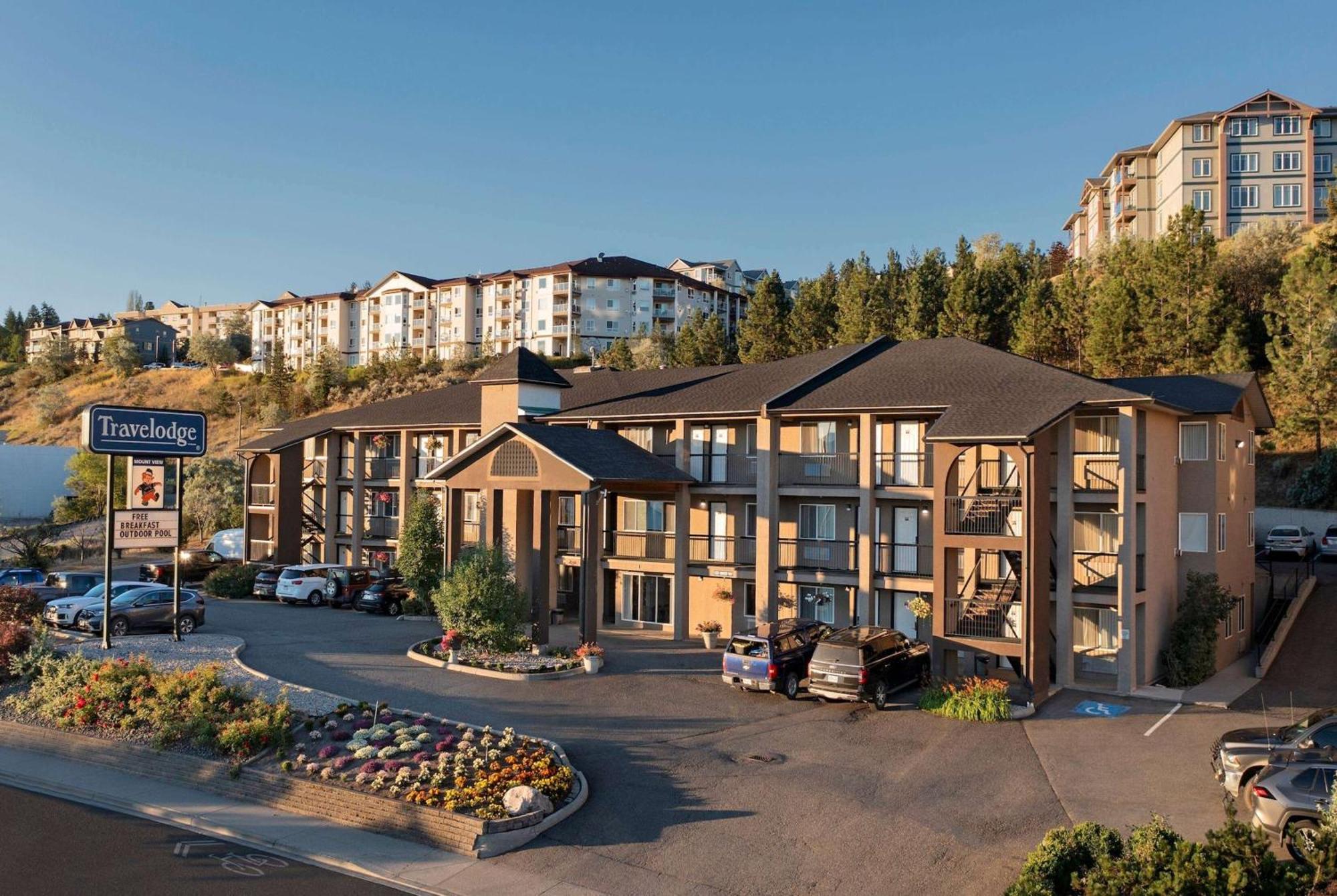 Travelodge By Wyndham Kamloops Mountview Екстер'єр фото