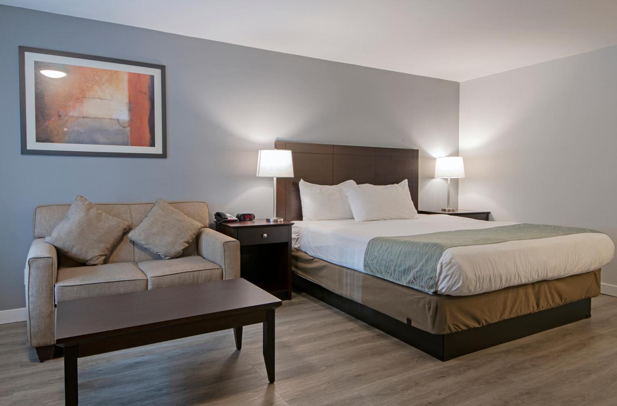 Travelodge By Wyndham Kamloops Mountview Екстер'єр фото